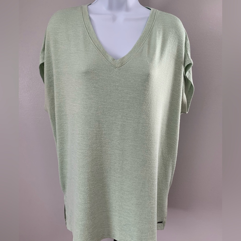 Orvis  Light Green V-Neck Women's Top